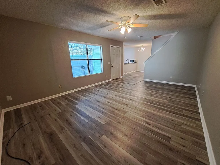 2301 W Michigan Ave #21 — Photo 5