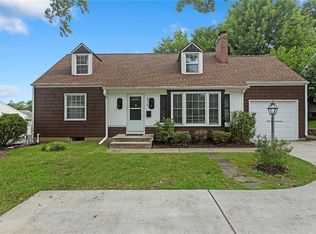 3316 W 75th St, Prairie Village, KS 66208