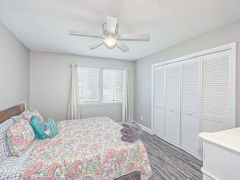 430 Grail Ct — Photo 10