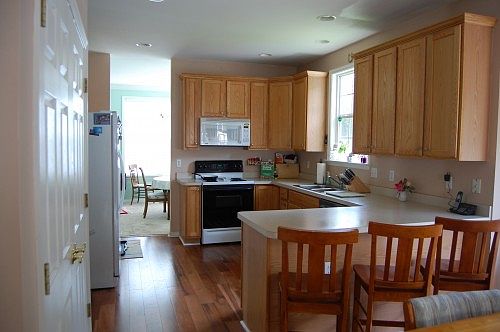 2nd image of 528 Caspian Dr