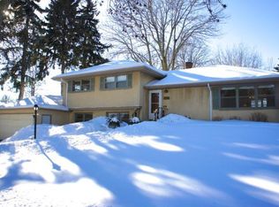 1283 Danforth St, Saint Paul, MN 55117