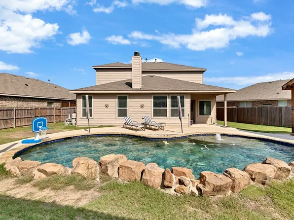 1777 Rio Penasco Rd, Haslet, TX 76052