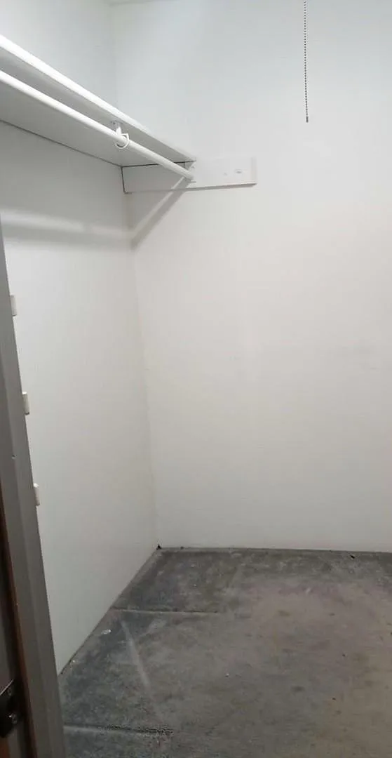 2 bed, 1.0 bath, 750 sqft, $910 — Photo 3