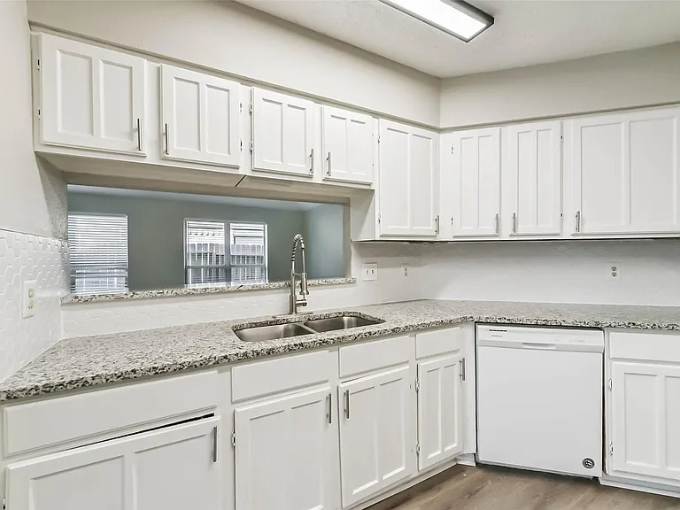 2406 Pilgrims Bend Dr — Photo 22