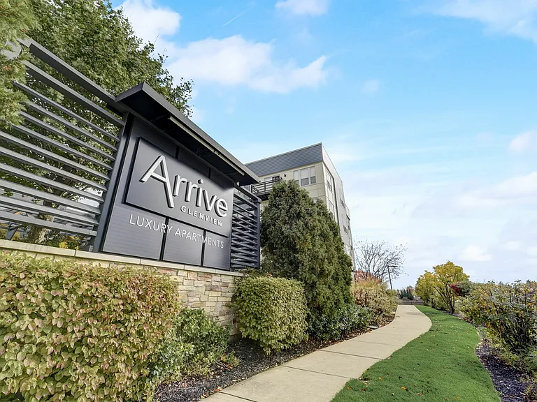 Arrive Glenview — Photo 41