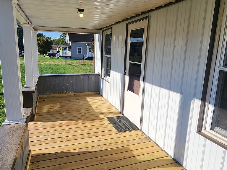 2405 Monroe Ave — Photo 3