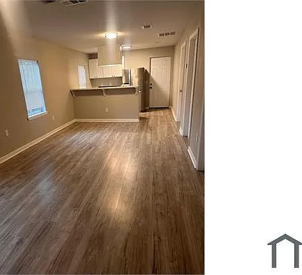 2719 Lake Henrietta St — Photo 2