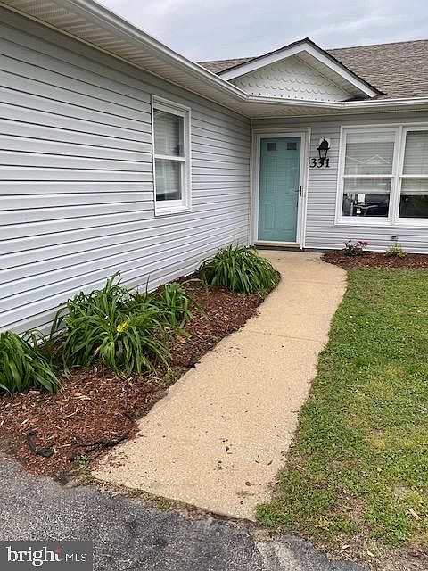 1st image of 331 Blossom Way