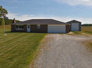 9836 Hoagland Rd, Hoagland, IN 46745