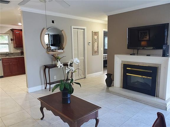 4th image of 5716 NW 68th Ave