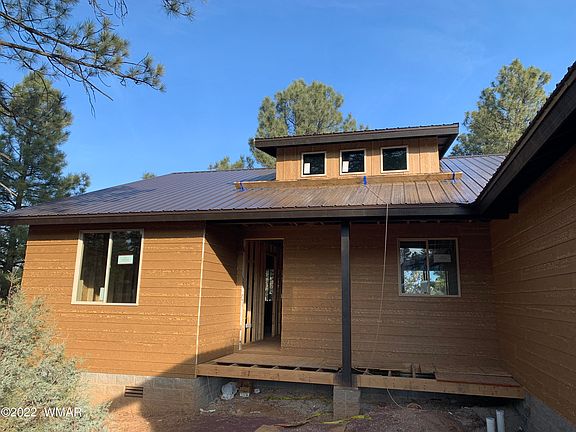 3rd image of 400 E Summerberry Dr