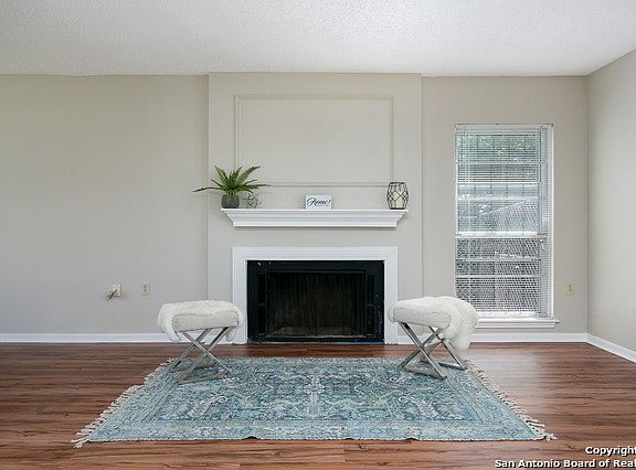 4th image of 6007 Whispering Lake St