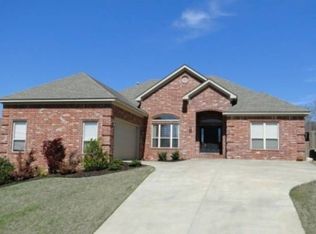 245 Summit Valley Cir, Maumelle, AR 72113