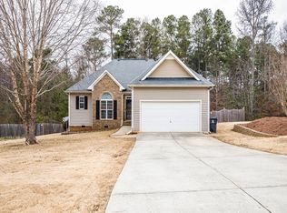 91 Stonehenge Dr, Dallas, GA 30157