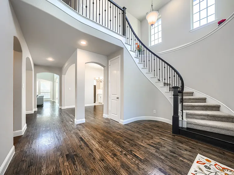 14175 Wheatfield Ln — Photo 4