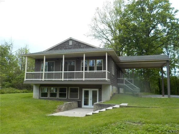3346 Ditmar Rd, Weedsport, NY 13166