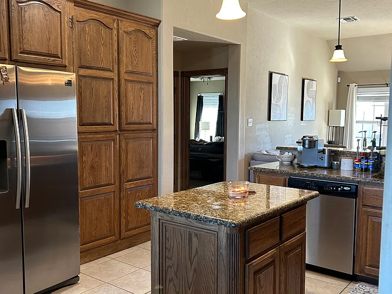 1112 Alma Dr — Photo 11