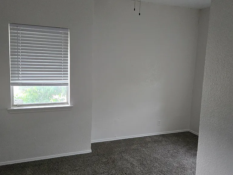 5004 Eastside Ave #101 — Photo 12