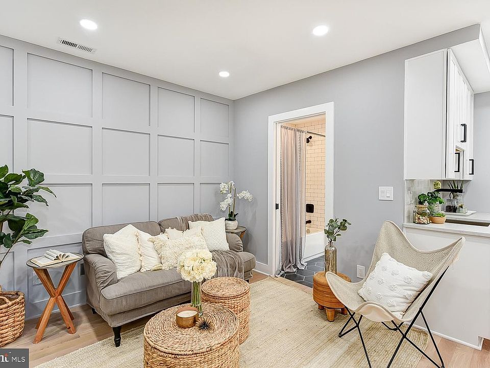 Living/Dining Area #2