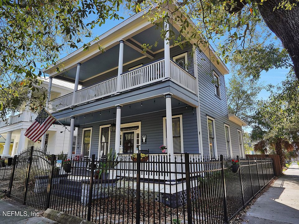 1st image of 302 E 2ND Street