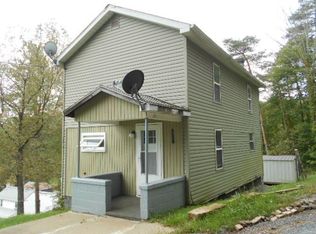 55 Lonesome Rd, Fairmount City, PA 16224