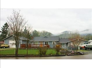 464 Taylor St, Myrtle Creek, OR 97457