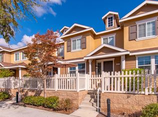 527 Garonne St, Oxnard, CA 93036