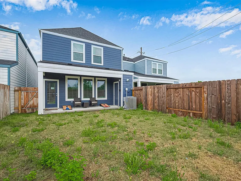 10405 Hadley Park Trl — Photo 33