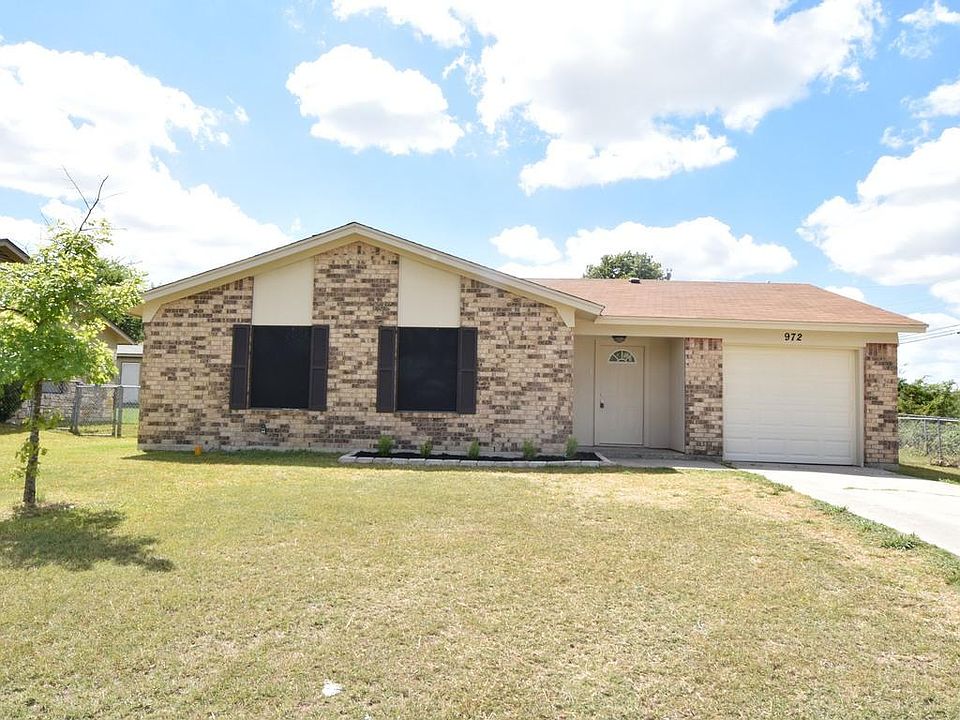 1st image of 972 Alberta Ln