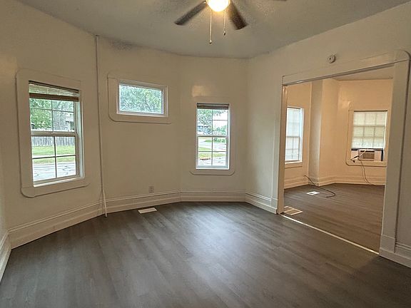 3rd image of 298 N Main St #A