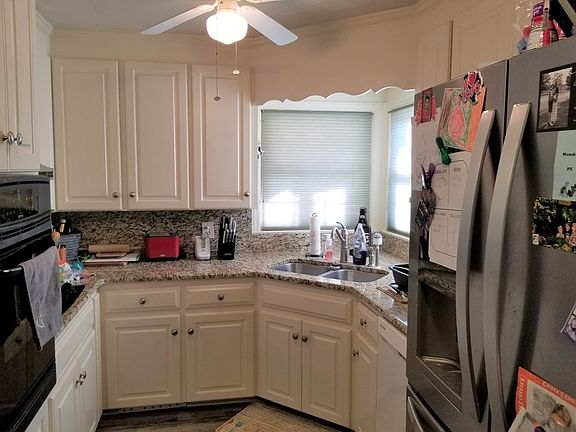2nd image of 140 Valley Dr