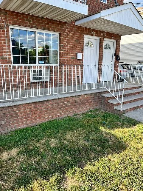 3 bed, 1200 sqft, $3,373 — Photo 2