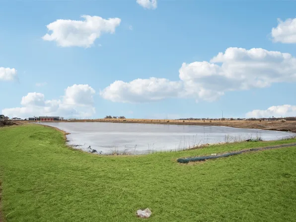 695 SW Boulder Dr, Grimes, IA 50111