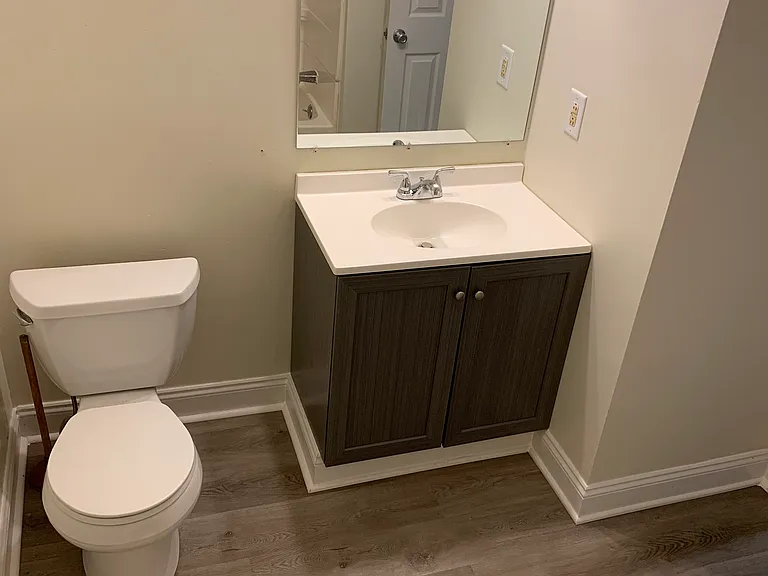 1022 Pine St — Photo 1