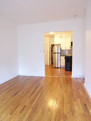 Rented by Oxford Property Group | media 9