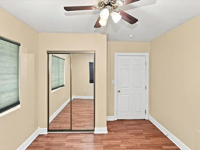 6059 Essex St — Photo 14