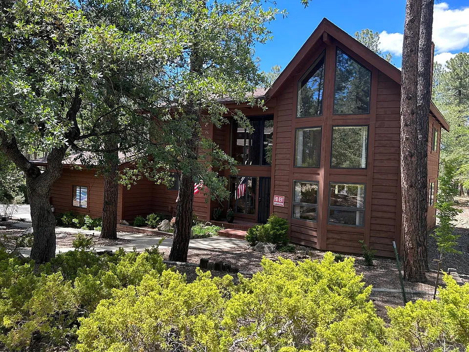 350 Hidden Valley Dr