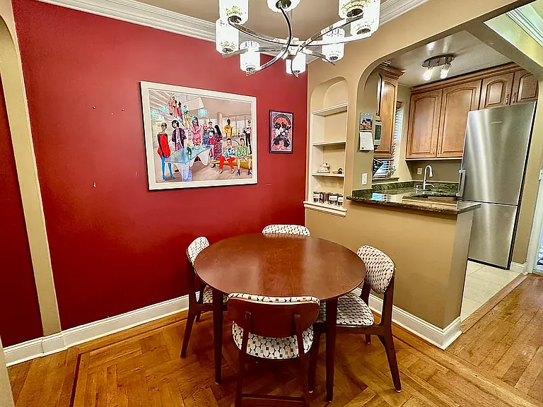 208 E 28th St #6L — Photo 5