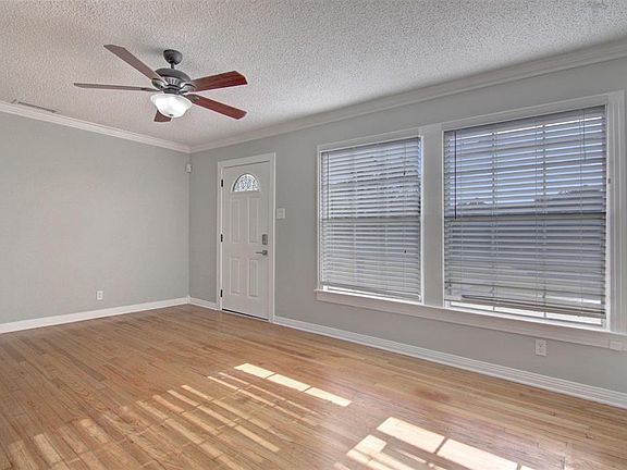 4th image of 1602 Lakeland Dr