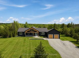 2621 Victoria Rd, Prince Edward County, ON K0K1A0
