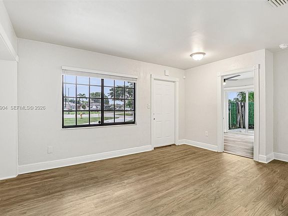 4th image of 6546 SW 21st St
