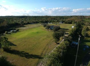 990 E Osceola Rd, Geneva, FL 32732