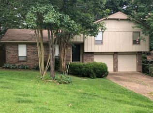 18 Emerald Ct, Little Rock, AR 72212