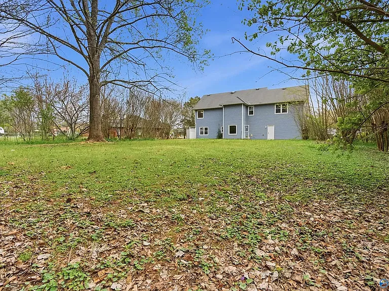 106 Golden Oak Dr — Photo 36