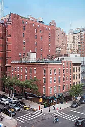 Rented by R New York