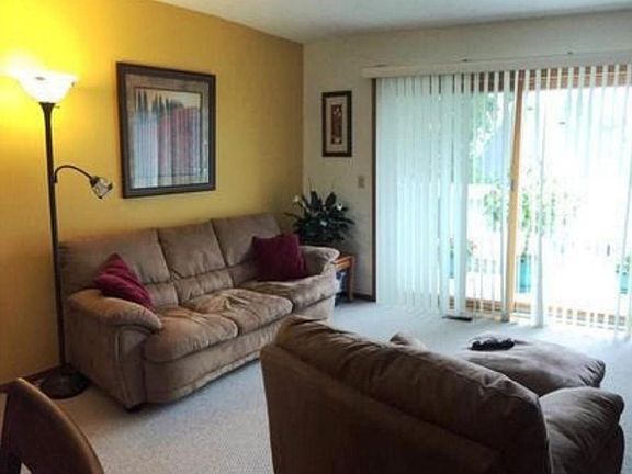 5th image of 2525 Stockinger Dr