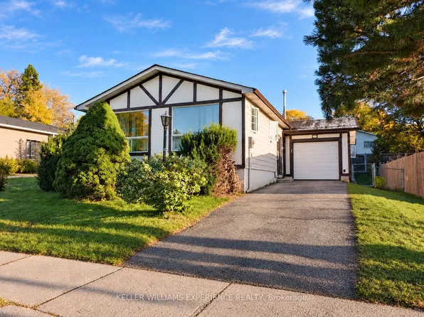 29 Maurino Ct, Bradford West Gwillimbury, ON L3Z 1S6