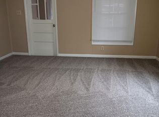 2043 N Taylor Ave, Springfield, MO 65803