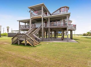 833 Salt Cedar Ln, Pt Bolivar, TX 77650