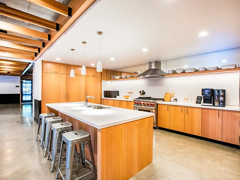 Ansel — Photo 57
